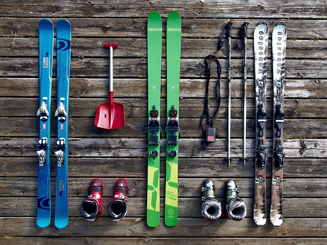 Les meilleurs skis pour vos vacances de février